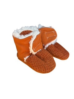 Baby Booties (0–3 Months) – Hook & Loop Closure, Sherpa Fleece Lined