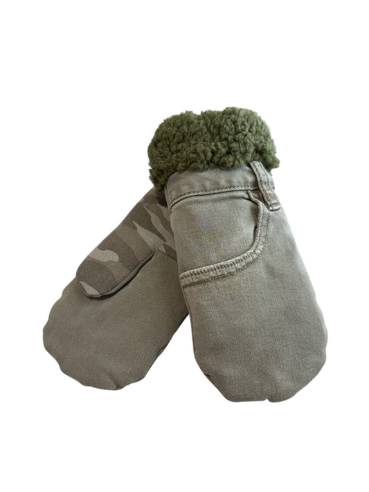 Upcycled Kids Mittens - Large (7 yrs. & up) | Green Camo